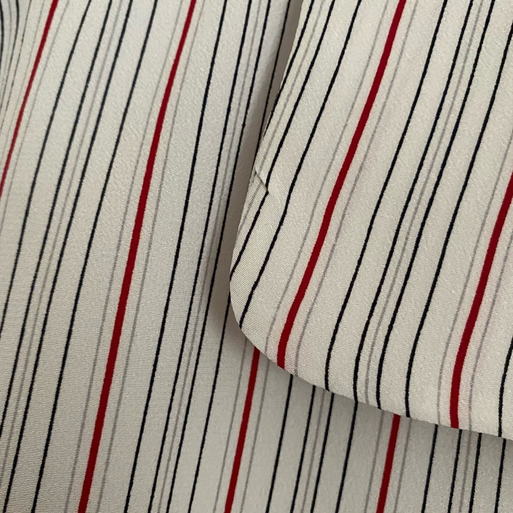 Button down blouse - Picture 3 of 4